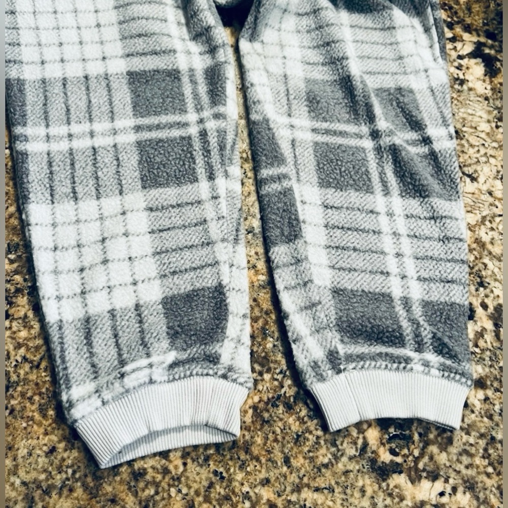 NWT Aerie Snowed In Joggers - Picture 8 of 9